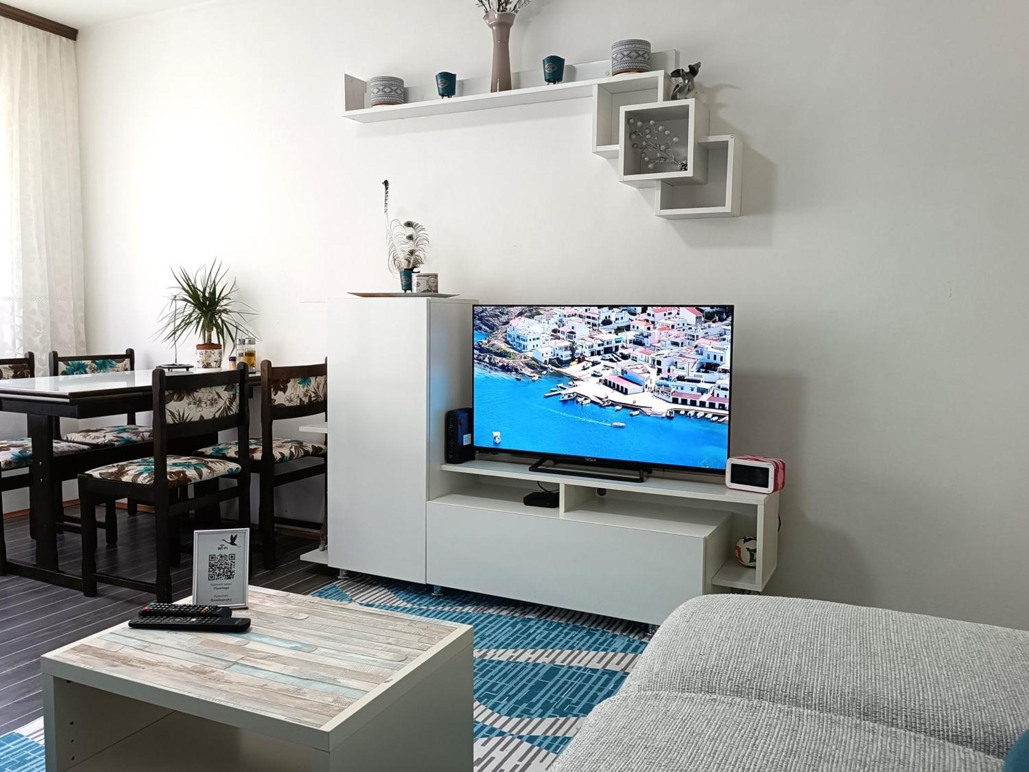 Flamingo 365 - Near City Center With Free Parking 塞拉耶佛 外观 照片